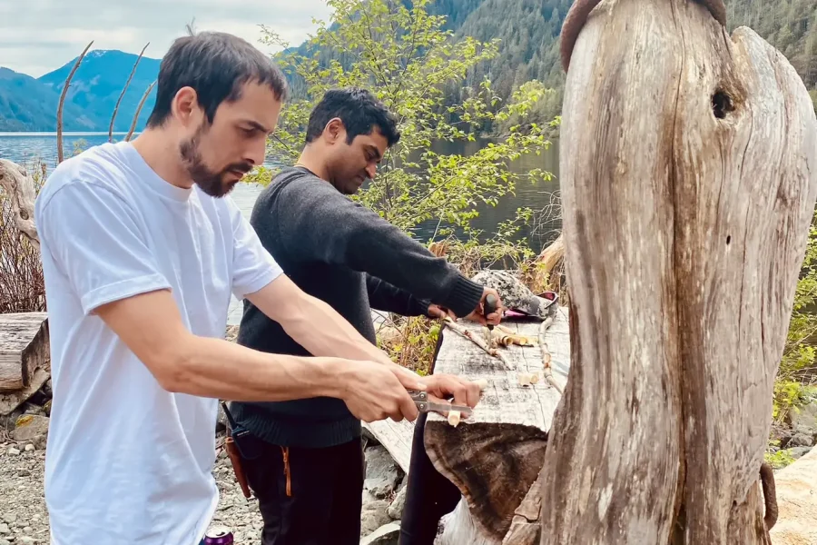 Cooper & Ricardo processing Devil's club (Uchucklesaht Territory)